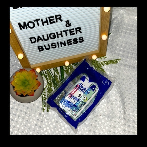 2021 HASBRO GAMING MONOPOLY GAME McDONALDS HAPPY MEAL TOY #2--STILL SEALED. - Picture 1 of 3